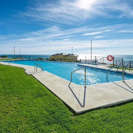 Azata Ground-floor Gem With Huge Garden And Terrace Lejlighed Estepona