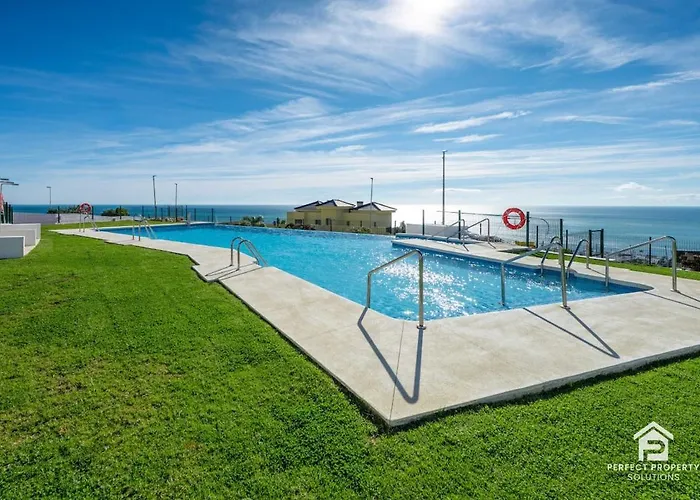 Azata Ground-floor Gem With Huge Garden And Terrace Lejlighed Estepona