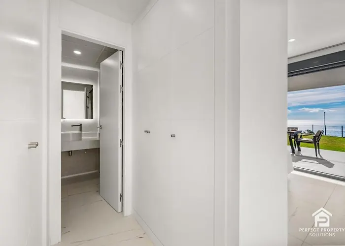 Azata Ground-floor Gem With Huge Garden And Terrace Lejlighed Estepona