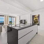 Azata Ground-floor Gem With Huge Garden And Terrace Estepona