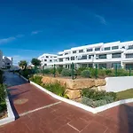 Apartmán Azata Ground-floor Gem With Huge Garden And Terrace *