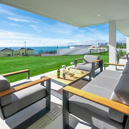 Apartment Azata Ground-floor Gem With Huge Garden And Terrace