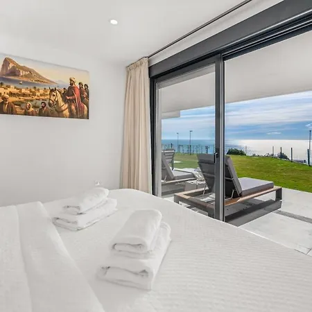 Apartment Azata Ground-floor Gem With Huge Garden And Terrace *