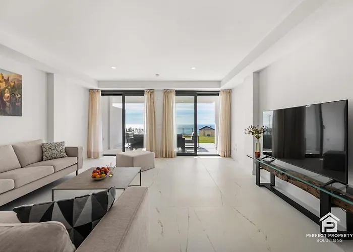 Apartment Azata Ground-floor Gem With Huge Garden And Terrace *